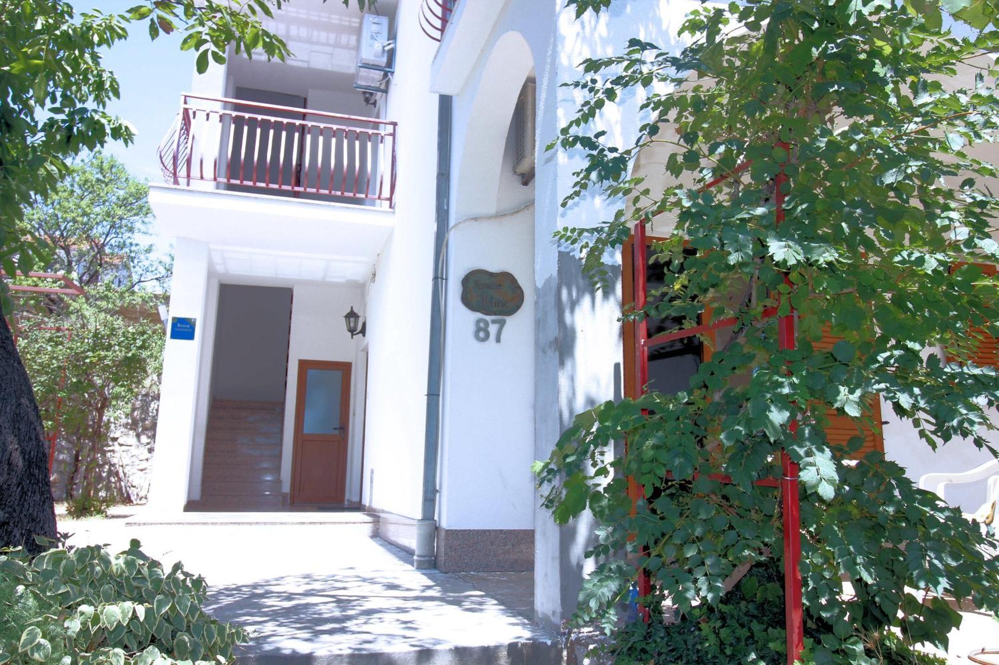 Apartments Manda Novi Vinodolski Esterno foto